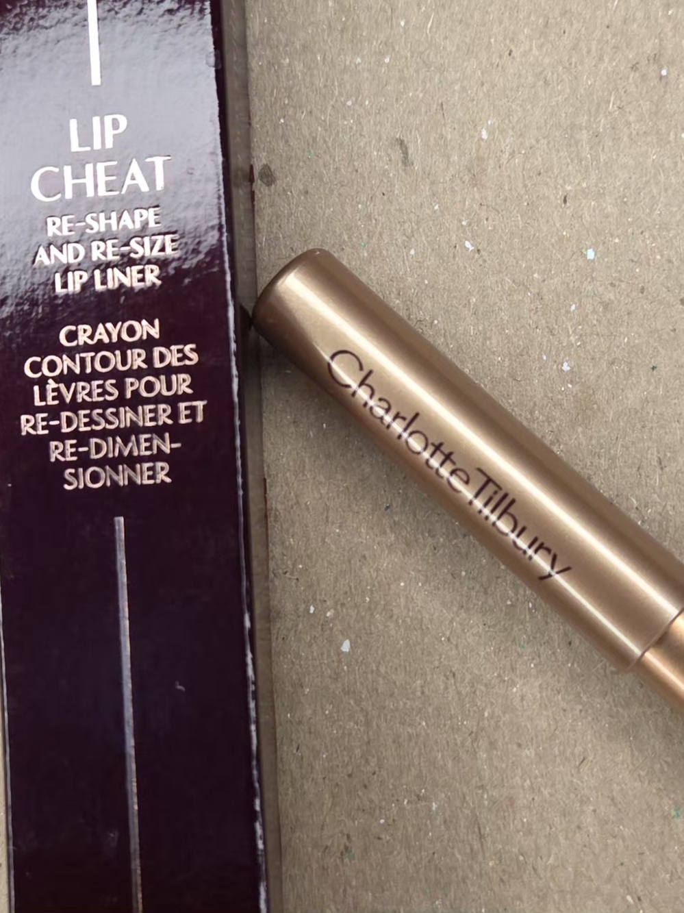 Charlotte Tilbury Lip Cheat Lip Liner - Berry Naughty - BNIB